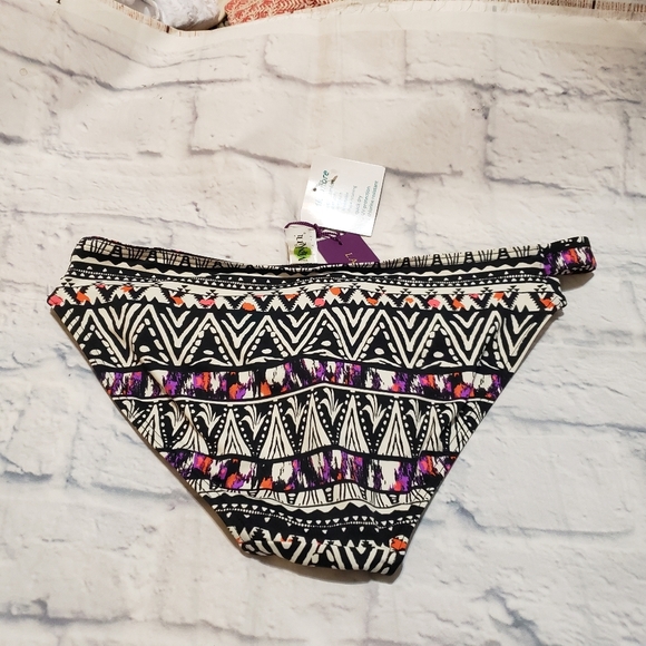 Patterned Black and White Bikini Bottom - Picture 3 of 5